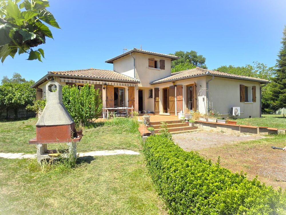 Maison t5 de 137m² sur un terrain d'environ 2900m²