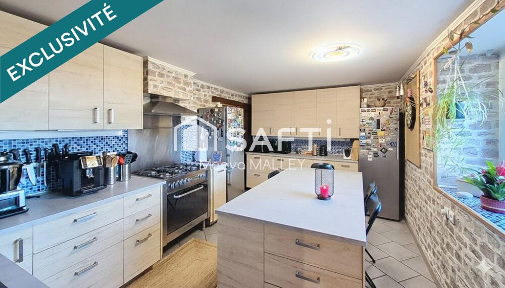 Vente Maison Maison familiale 159 m² avec dépendances au calme Chenereilles