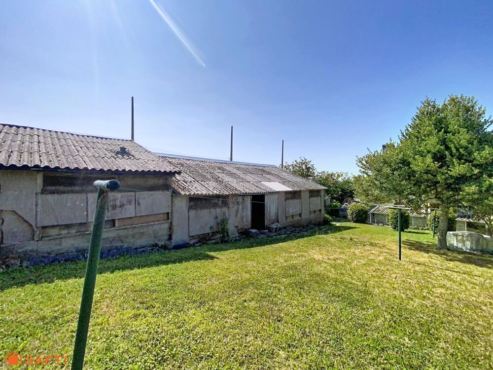 Vente Maison Maison de bourg à rénover avec jardin et dépendances Gouezec