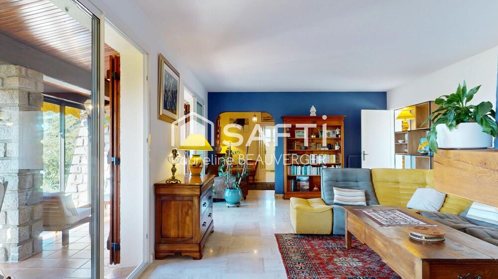 à vendre  Maison Carqueiranne (83320)