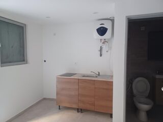  Immeuble � vendre 75 m�