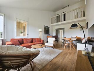  Appartement à louer 6 pièces 133 m²