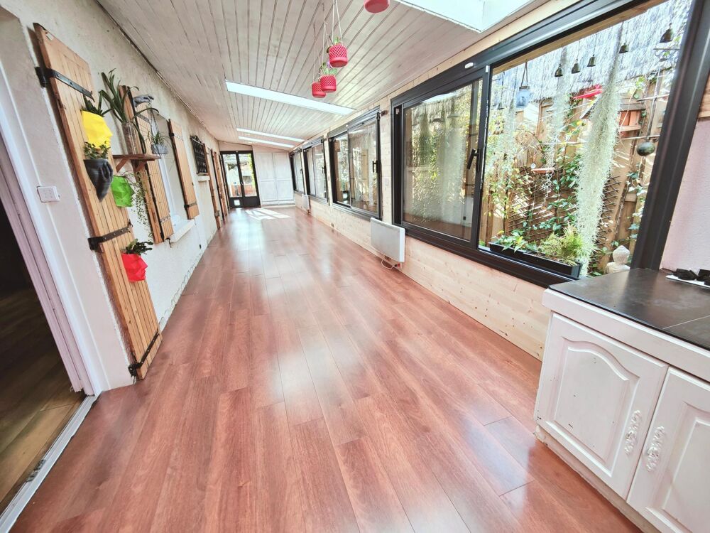 Vente Maison T5 de plain pied, non mitoyen, clim réversible. Gradignan