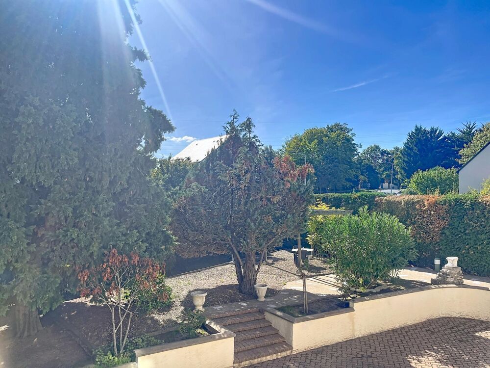 Vente Maison 2 679 m² de jardin sans vis-à-vis, près de Tours Ballan-mire