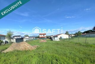  Terrain à vendre 907 m²