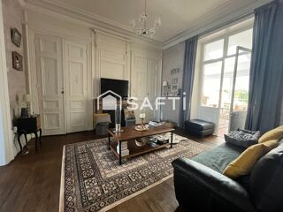  Maison  vendre 8 pices 211 m