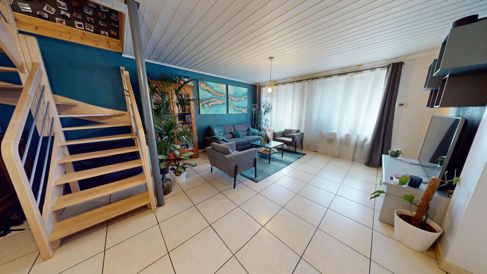 Maison de ville T4  123 m²  Centre de La Verpillière