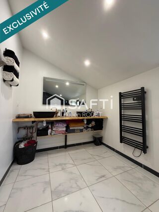  Maison � vendre 5 pi�ces 180 m�