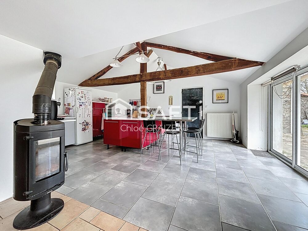 Maison de 181 m², 5 chambres, étang et dépendances