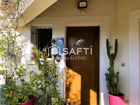   Ensu�s C�te Bleue, entre mer et village : belle villa T5 de plain-pied sur vaste terrain clos Maison - 5 pi�ce(s) - 160 m�