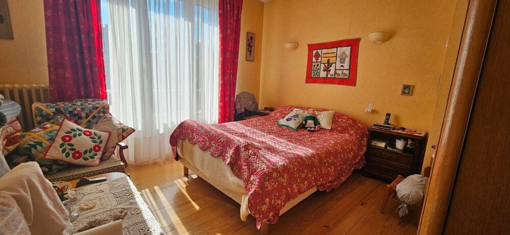Vente Maison Maison semi-individuelle avec 3 chambres, bureau, garage, sous-sol et jardin. Arras