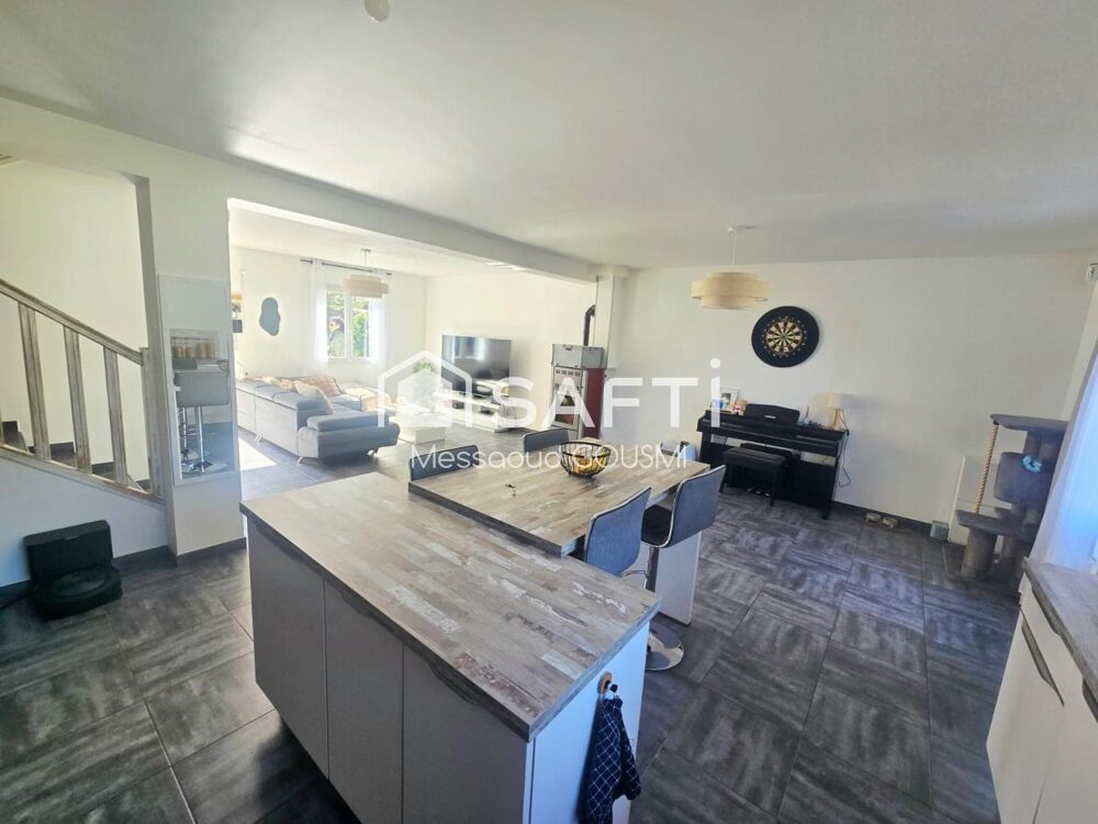 Vente Maison LA RICAMARIE Centre ville – Maison récente 99 m² – Terrain plat 747 m² – Garage – Aucun travaux La ricamarie