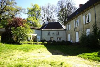  Maison  vendre 15 + pices 900 m
