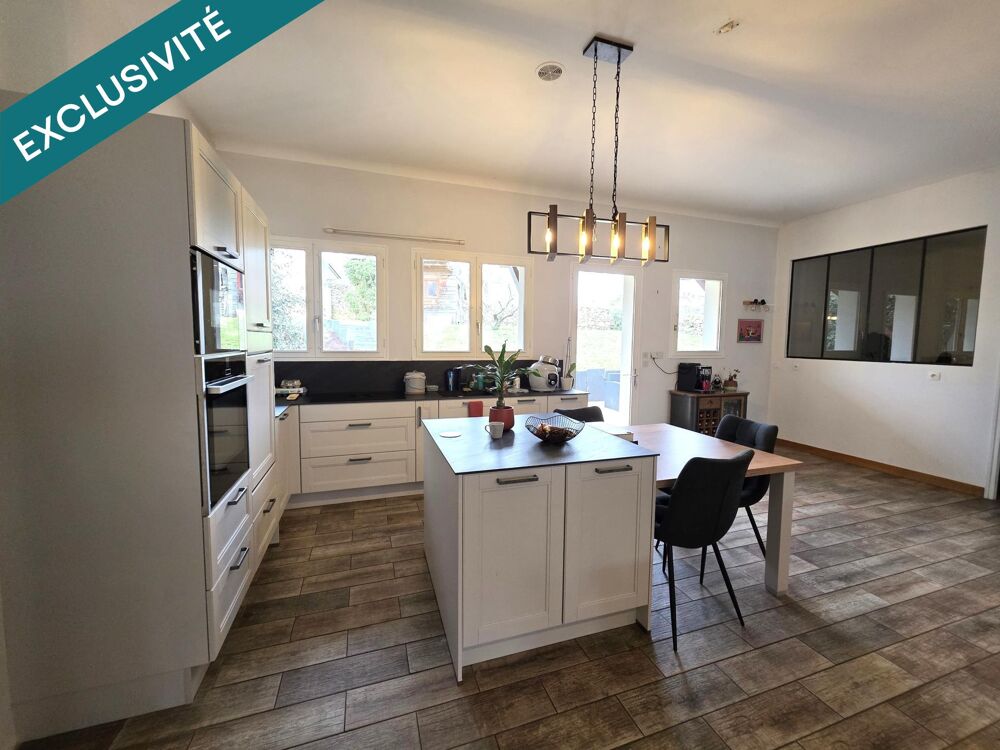 Vente Maison Baugé coeur-de-ville : maison de ville 6-7 chambres avec terrain et garage ! Bauge-en-anjou