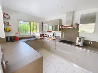  Maison � vendre 5 pi�ces 179 m�