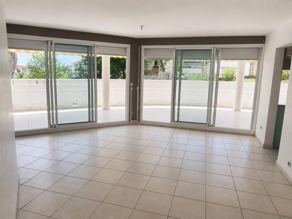 Appartement 3 pièces 106 m² · à Schoelcher · 106 m² · 285 000 €