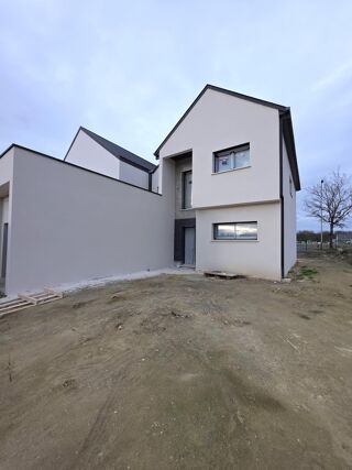  Maison � vendre 7 pi�ces 140 m�