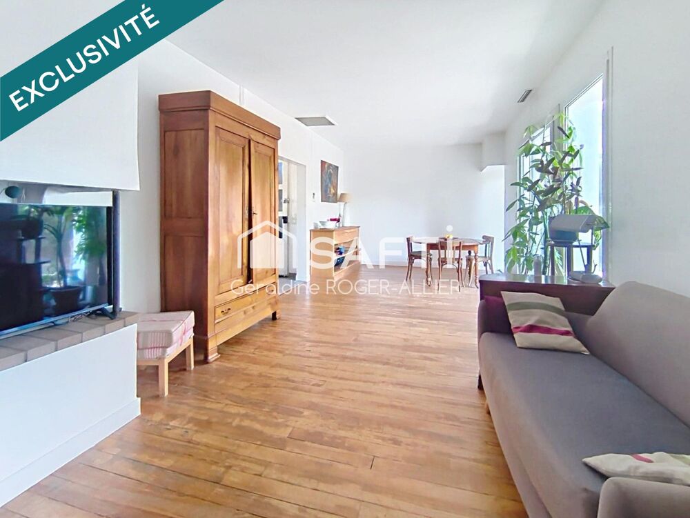 Maison non mitoyenne T5 plus studio indépendant et jardin