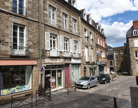Murs commerciaux avec appartement centre bourg 179850 35300 Fougeres