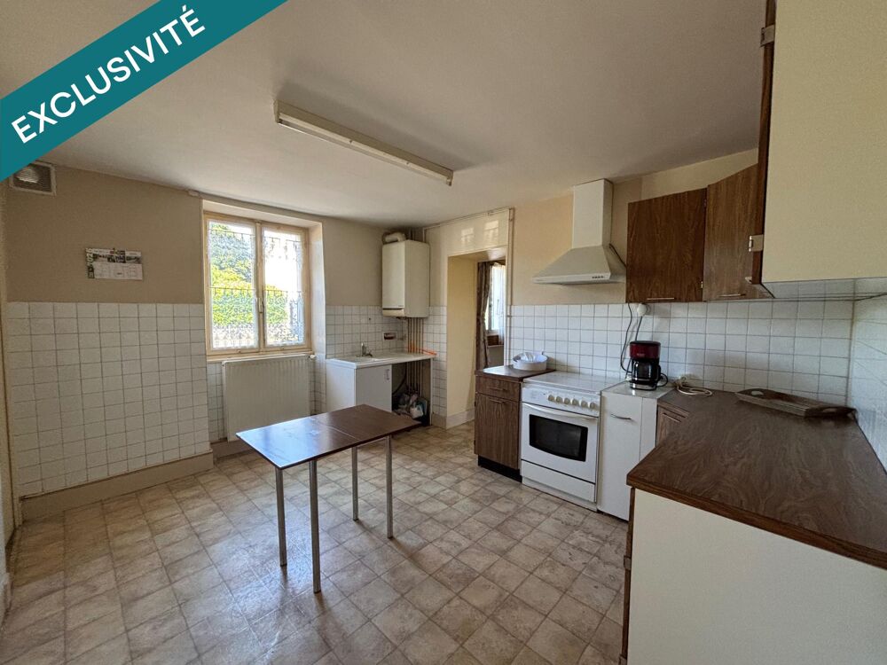 PARAY-LE-MONIAL  Maison familiale de 115 m², 4 chambres, double garage et grand terrain clos
