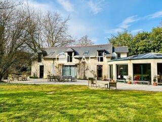  Maison à vendre 10 pièces 258 m²