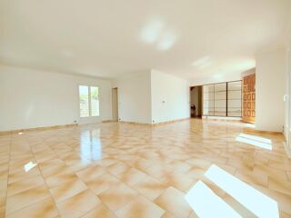  Maison à vendre 8 pièces 182 m²