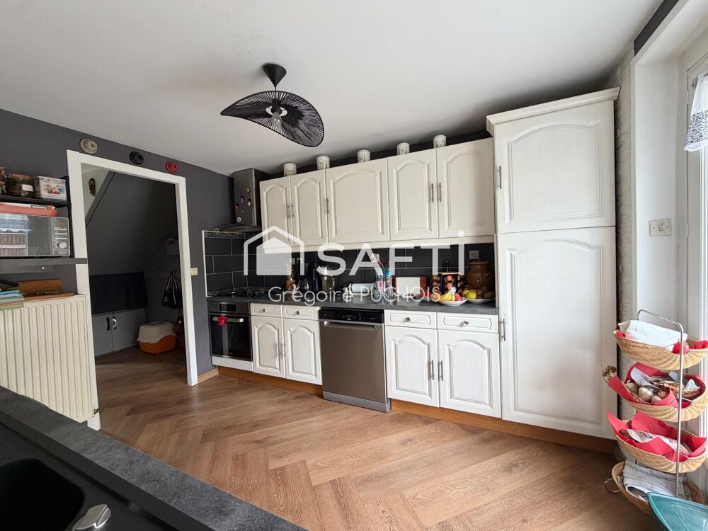 Maison à vendre, Saint-Léonard, 4 chambres