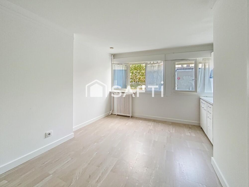 Proche du Métro Mairie de Montrouge - Coeur de Montrouge - Studio vendu loué de 17,21 m2