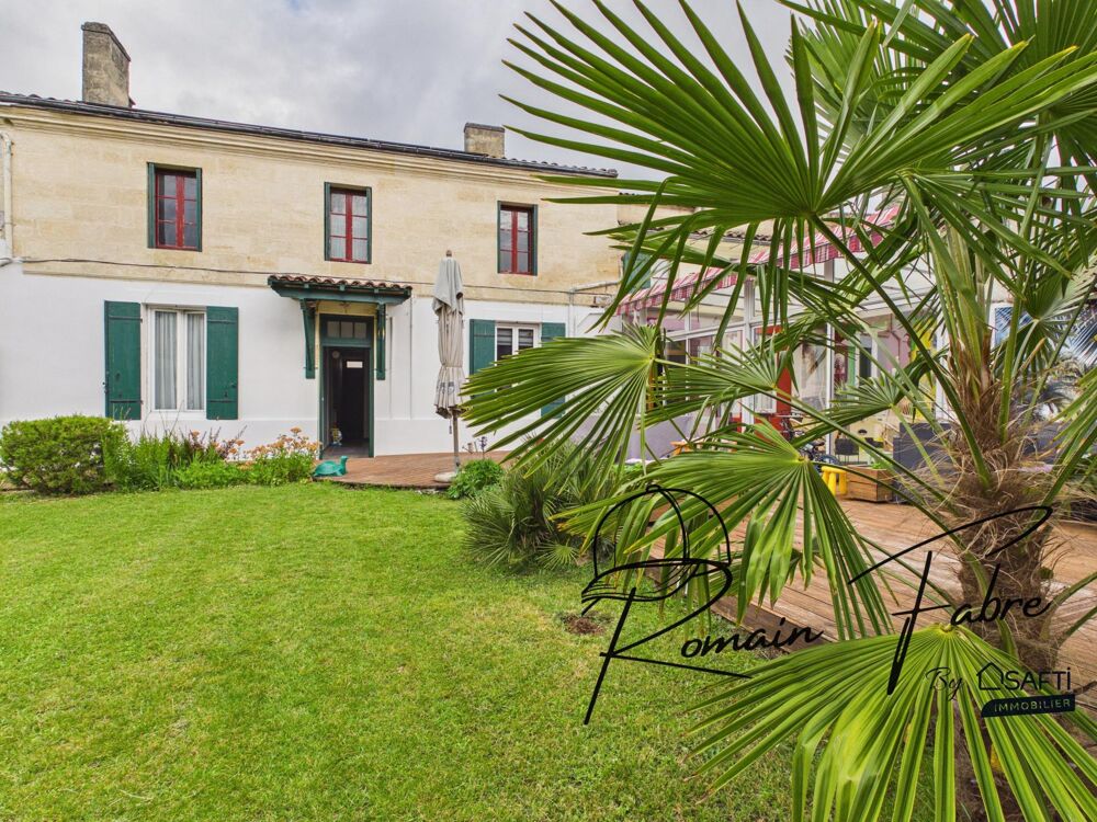 Vente Maison Maison en pierre d'exception de 12 pièces avec 8 chambres au coeur de Laruscade Laruscade