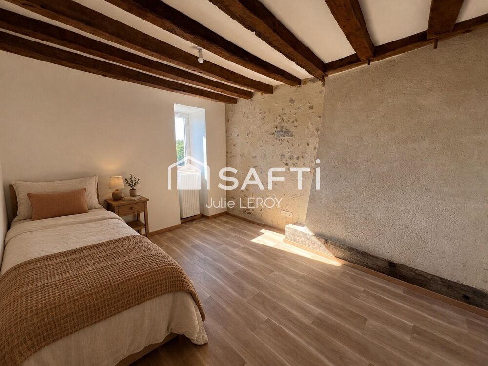 Vente Maison Propriété d'exception au cœur d'un ancien domaine religieux - Joué-en-Charnie (72540)...Il est des lieux qui ne se décrivent pas Joue-en-charnie