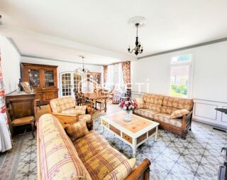  Maison à vendre 10 pièces 165 m²