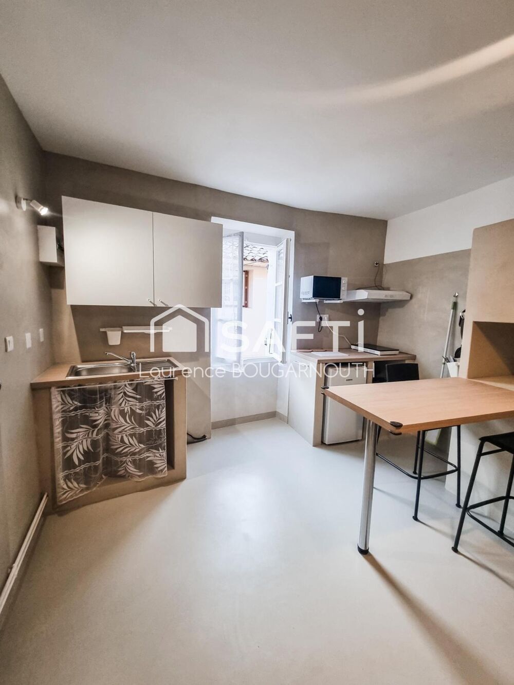 Vente Immeuble Immeuble de rapport en Monopropriété Bagnols-sur-ceze