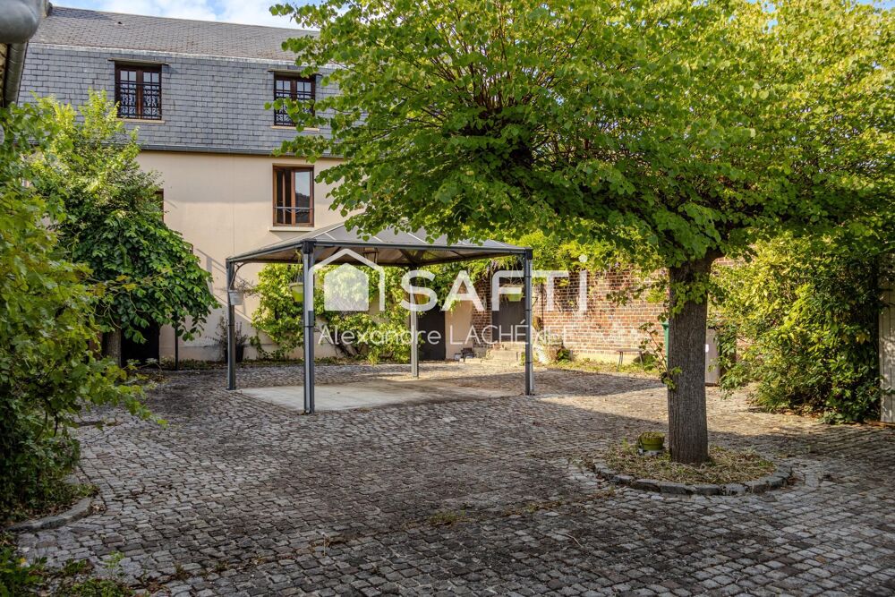 Maison de 223m2 d'exception avec rivière en jardin 2 033m2
