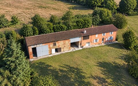   Corps de ferme à rafraichir, avec deux hangars Maison - 8 pièce(s) - 300 m²
