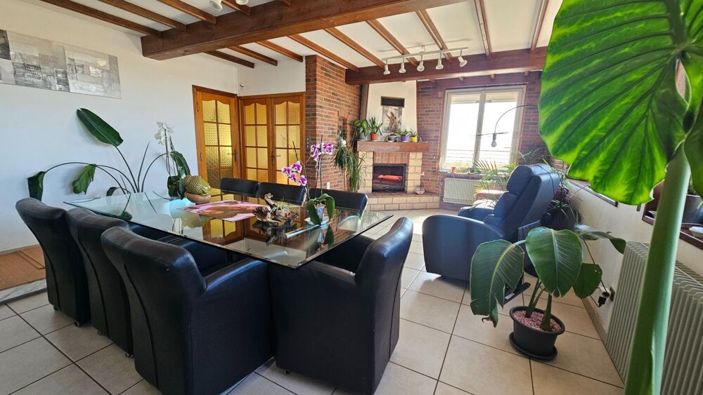 Vente Maison Vivez confortablement tout en maitrisant vos dépenses: maison de 166m² avec pompe à chaleur, panneaux photovoltaïques et DPE C Rubrouck
