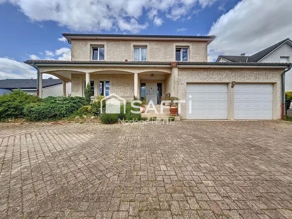 Maison de 230 m2 à Pournoy-La-Grasse , piscine chauffée, terrain de 2200 m2