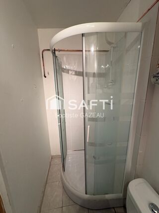  Immeuble � vendre 145 m�