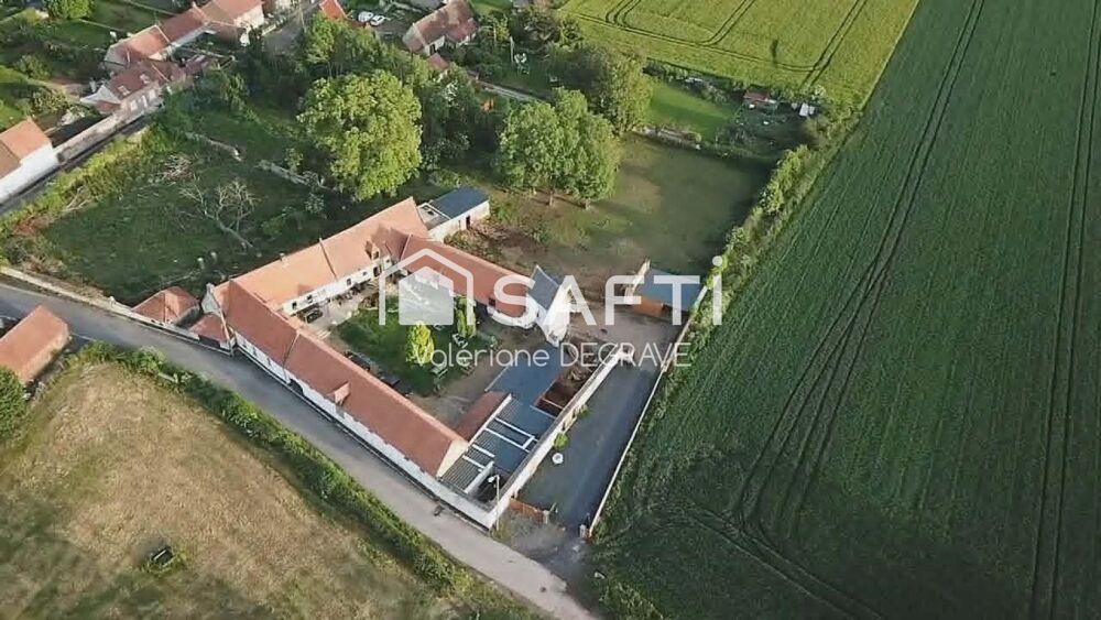 Corps de ferme dexception  gîtes/spa  4500 m²