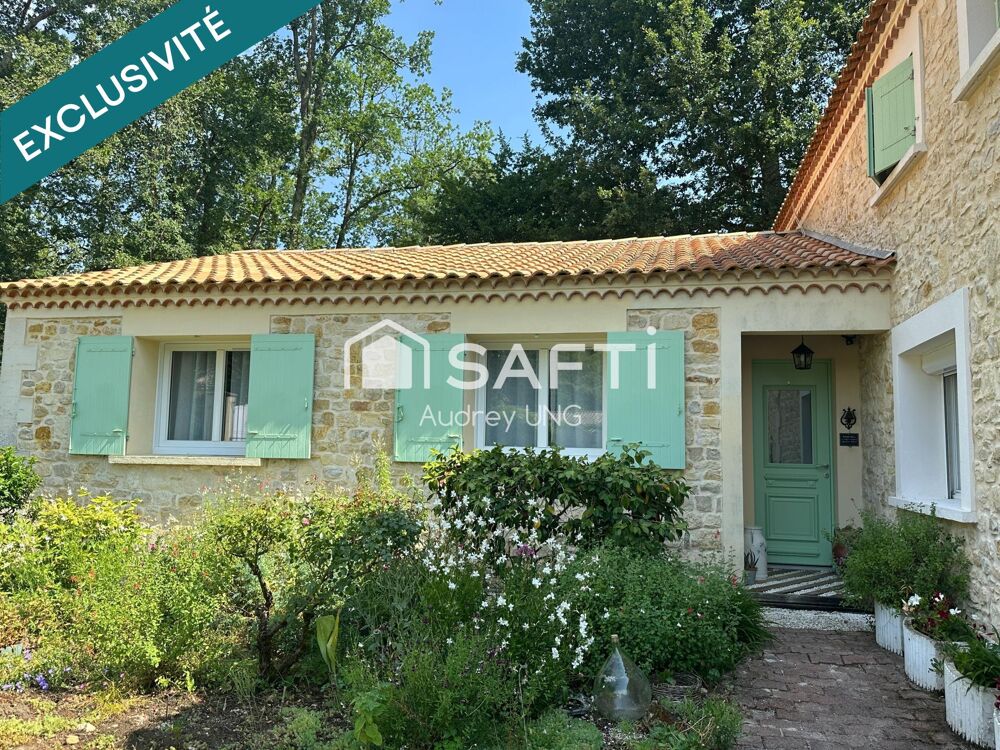 Maison de caractère en pierre  Coup de coeur assuré !