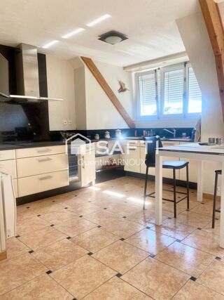  Appartement � vendre 4 pi�ces 137 m�