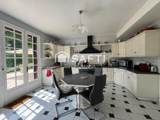  Maison à vendre 11 pièces 388 m²