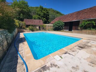  Propriété/château à vendre 8 pièces 266 m²