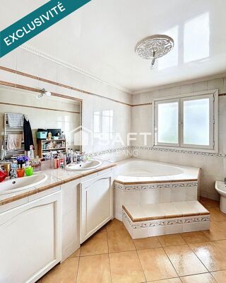  Maison � vendre 8 pi�ces 149 m�