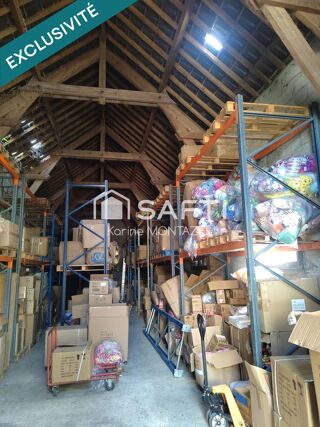  Immeuble à vendre 142 m²