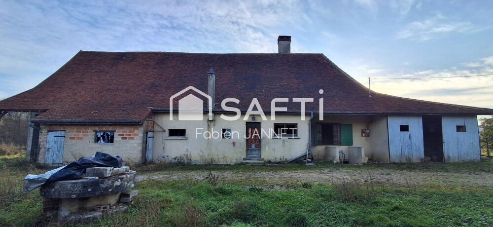 Ancienne ferme au coeur de la nature
