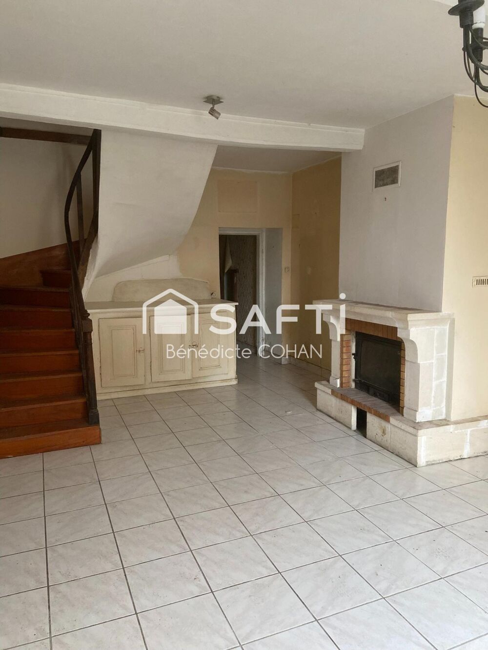 Vente Maison Maison de ville, possibilit� de professions lib�rales, 5 chambres avec garage et deux jardins non attenant Prunay-le-gillon