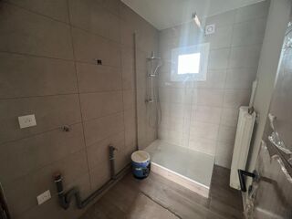  Appartement à louer 3 pièces 70 m²