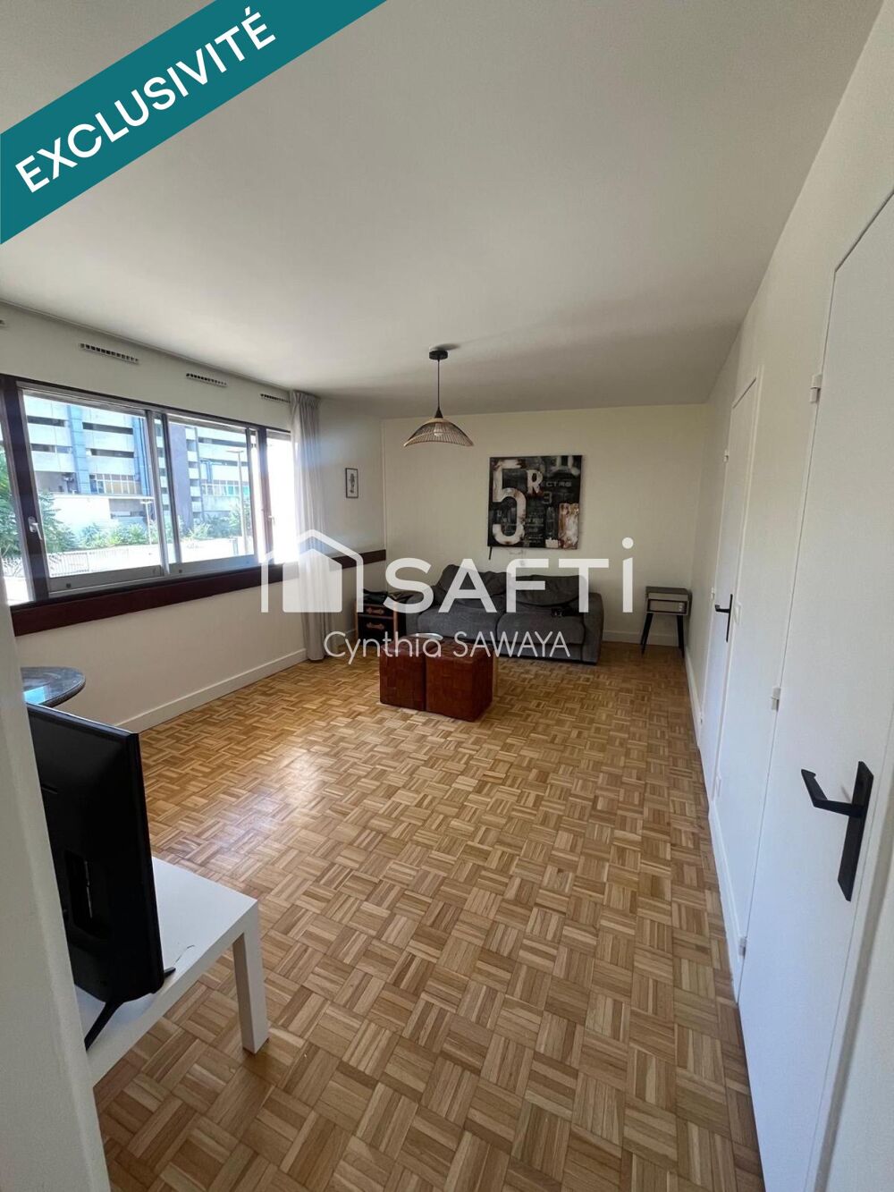 Vente Appartement Studio complètement rénové dans une résidene avec ascenseur, place de parking couverte et cave de 15m2! Boulogne-billancourt