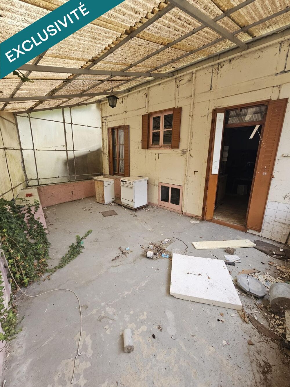MAISON 165 M² À RÉNOVER  4 CHAMBRES  GRENIER AMÉNAGEABLE 55 M²  49 000 €
