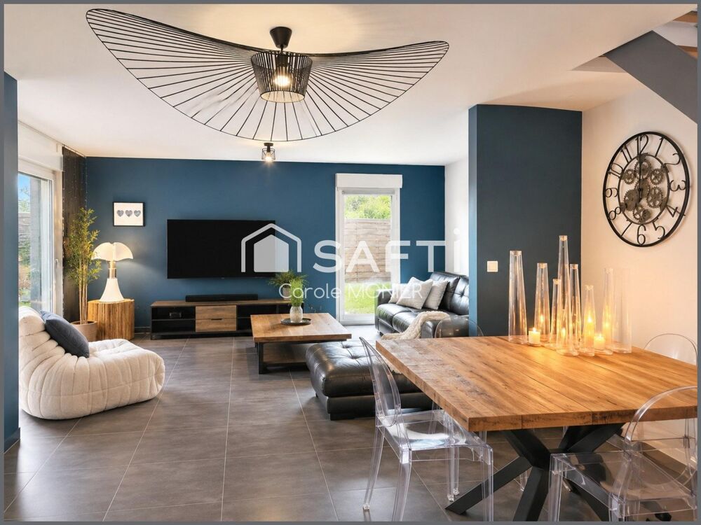 Coup de coeur assuré pour cette maison familiale alliant volumes généreux, confort moderne et qualité de vie.
